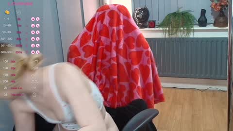 Snapshot of rosekate97 chatting on January 2025 06:37:02 PM rose97 online show from January 2025 06:37:02 PM