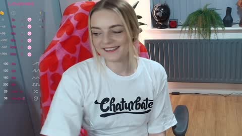 Snapshot of rosekate97 chatting on January 2025 08:35:02 PM rose97 online show from January 2025 08:35:02 PM