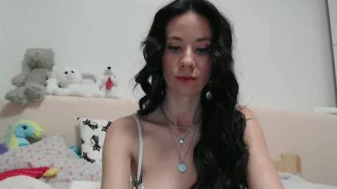 Rose online show from January 2025 11:33:01 PM