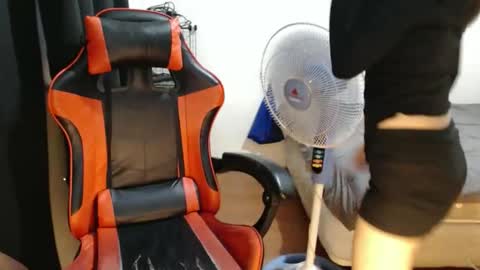 rosemae07 online show from October 2025 09:02:01 AM