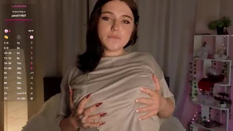 Graise online show from September 2025 04:40:02 PM