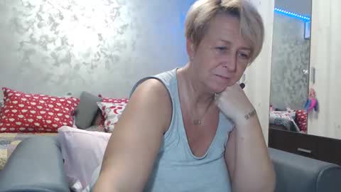 Lovepinklilly online show from December 2024 05:22:02 PM