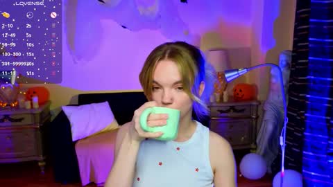 Sweety Kate online show from October 2025 05:00:02 AM