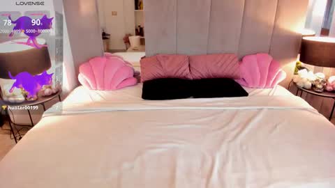 Nataly online show from September 2025 04:45:01 AM