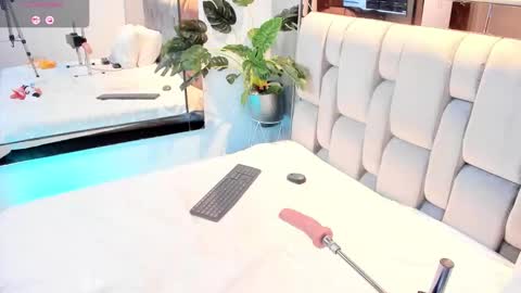 Snapshot of rosetemple chatting on October 2025 05:08:01 AM Rose online show from October 2025 05:08:01 AM