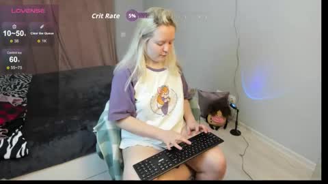 Snapshot of rosethomas_ chatting on November 2025 06:40:02 PM rosethomas_ online show from November 2025 06:40:02 PM