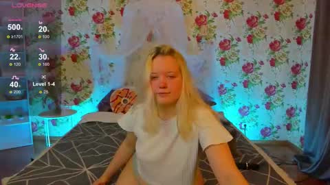 Snapshot of rosethomas_ chatting on November 2025 08:09:02 AM rosethomas_ online show from November 2025 08:09:02 AM