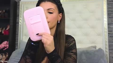 Snapshot of rosevanessa chatting on October 2025 06:35:02 AM Gabriela online show from October 2025 06:35:02 AM