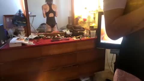 Snapshot of roshi702 chatting on September 2025 03:56:01 PM roshi702 online show from September 2025 03:56:01 PM