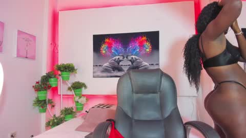 Snapshot of rosi_cooper chatting on January 2025 02:19:01 PM rosi_cooper online show from January 2025 02:19:01 PM