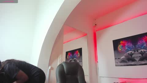 Snapshot of rosi_cooper chatting on January 2025 10:53:02 AM rosi_cooper online show from January 2025 10:53:02 AM