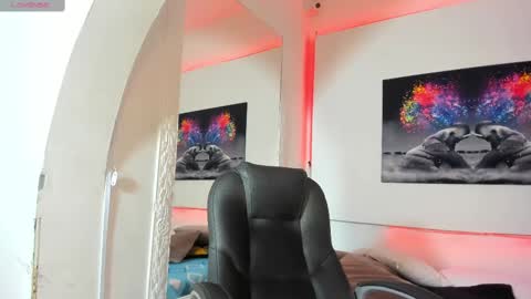 Snapshot of rosi_cooper chatting on February 2025 10:49:01 AM rosi_cooper online show from February 2025 10:49:01 AM