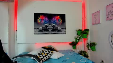 Snapshot of rosi_cooper chatting on February 2025 11:49:01 AM rosi_cooper online show from February 2025 11:49:01 AM