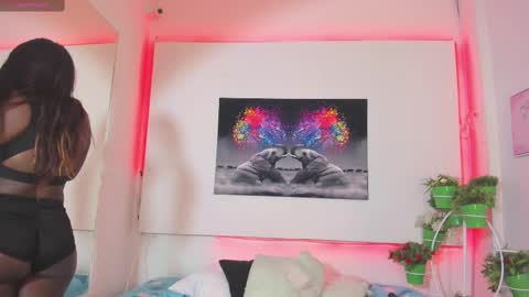 Snapshot of rosi_cooper chatting on February 2025 03:05:02 PM rosi_cooper online show from February 2025 03:05:02 PM