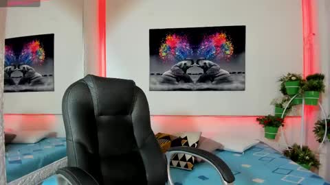 Snapshot of rosi_cooper chatting on February 2025 11:22:01 AM rosi_cooper online show from February 2025 11:22:01 AM