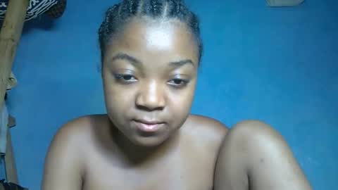 Snapshot of rosia22 chatting on November 2025 02:39:02 PM rosia22 online show from November 2025 02:39:02 PM