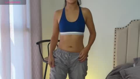 Snapshot of ross_bakerhot chatting on February 2025 03:37:02 PM Ross BakerHot online show from February 2025 03:37:02 PM