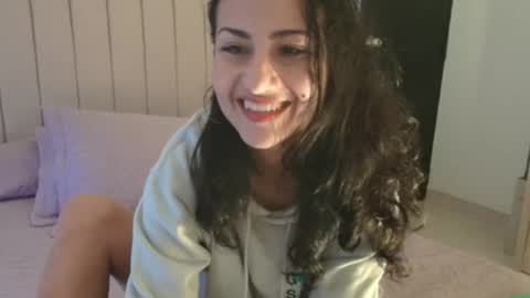 Snapshot of ross_bakerhot chatting on October 2025 01:45:01 PM Ross BakerHot online show from October 2025 01:45:01 PM