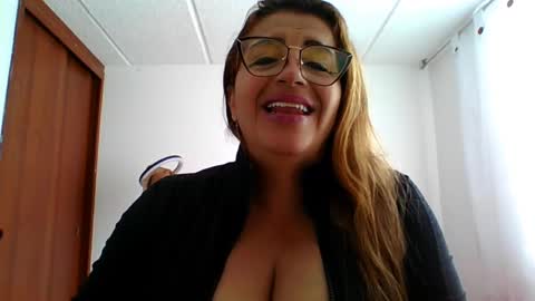 Rossana  online show from February 2025 03:16:02 PM