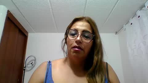 Rossana  online show from February 2025 10:59:01 AM