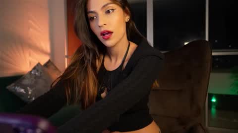 Snapshot of rosseyquiin chatting on October 2025 02:30:01 AM Rossey online show from October 2025 02:30:01 AM