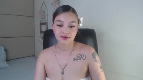 Snapshot of rossi_baker chatting on September 2025 12:42:01 PM Rossi online show from September 2025 12:42:01 PM