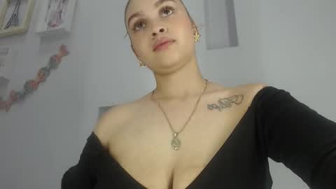 Snapshot of rossi_baker chatting on November 2025 04:45:02 AM Rossi online show from November 2025 04:45:02 AM