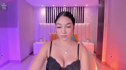 Rossie Rhoades online show from October 2025 08:39:02 PM