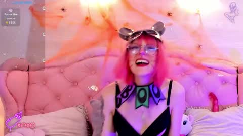 rossiie_hunt_ online show from October 2025 06:16:02 PM