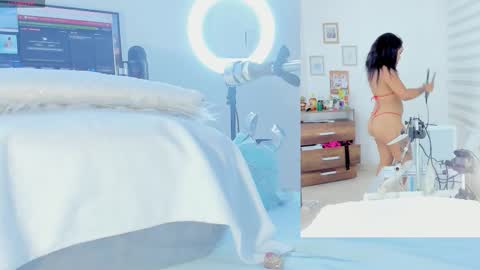 Snapshot of rosy_emely_ chatting on November 2025 09:11:01 AM rosy_emely_ online show from November 2025 09:11:01 AM