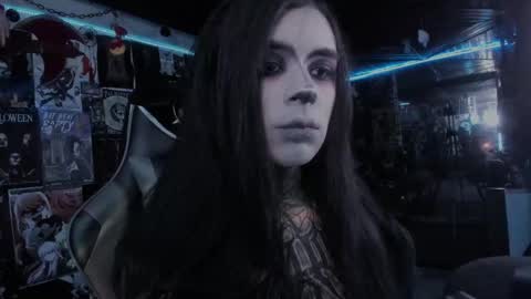 Snapshot of rotten_dreams chatting on September 2025 10:57:02 PM rot online show from September 2025 10:57:02 PM