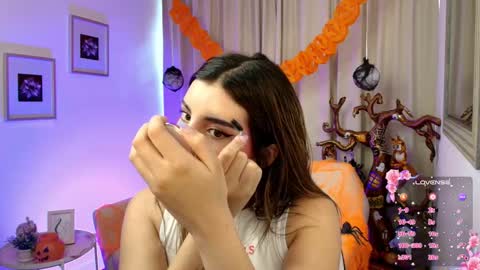 Rousee online show from October 2025 12:52:02 PM