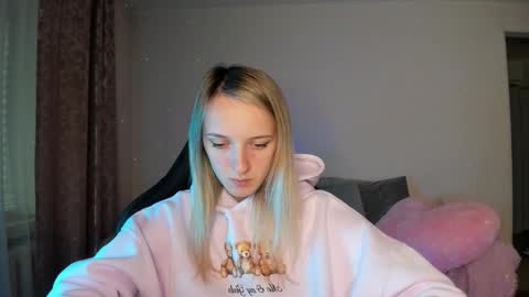 Snapshot of rousereed chatting on October 2025 12:22:02 PM Rouse online show from October 2025 12:22:02 PM