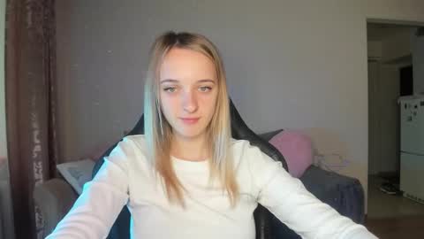 Snapshot of rousereed chatting on October 2025 06:24:01 AM Rouse online show from October 2025 06:24:01 AM