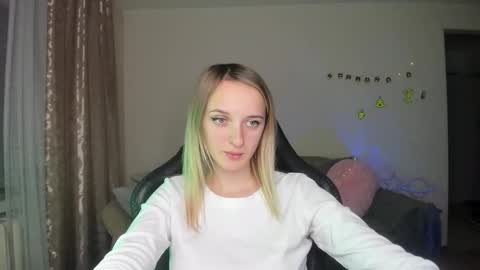 Snapshot of rousereed chatting on October 2025 03:47:02 PM Rouse online show from October 2025 03:47:02 PM