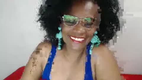 Snapshot of roushlove chatting on December 2024 07:38:02 PM luxa online show from December 2024 07:38:02 PM