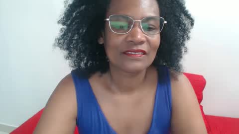 Snapshot of roushlove chatting on December 2024 07:38:02 PM luxa online show from December 2024 07:38:02 PM