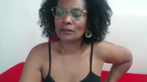 Snapshot of roushlove chatting on December 2024 07:32:02 PM luxa online show from December 2024 07:32:02 PM