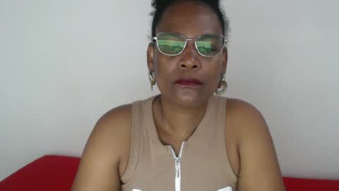 Snapshot of roushlove chatting on December 2024 12:34:01 PM luxa online show from December 2024 12:34:01 PM