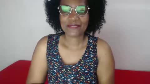 Snapshot of roushlove chatting on December 2024 12:55:02 PM luxa online show from December 2024 12:55:02 PM