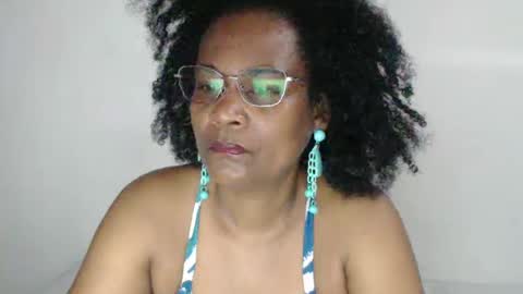 Snapshot of roushlove chatting on December 2024 12:49:01 PM luxa online show from December 2024 12:49:01 PM