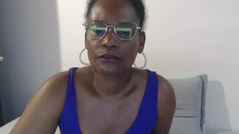 Snapshot of roushlove chatting on January 2025 08:51:02 PM luxa online show from January 2025 08:51:02 PM