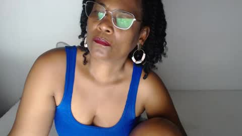 Snapshot of roushlove chatting on March 2025 08:09:02 PM luxa online show from March 2025 08:09:02 PM