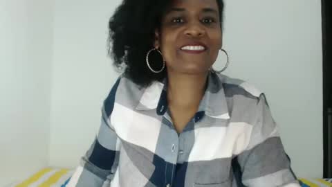 Snapshot of roushlove chatting on September 2025 11:51:02 PM luxa online show from September 2025 11:51:02 PM