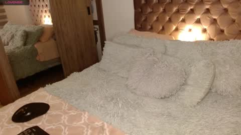 Rouss marie henao  online show from March 2025 01:46:01 AM