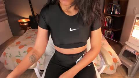 Rouss marie henao  online show from September 2025 09:09:02 AM