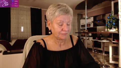 Roxana online show from December 2024 07:51:01 PM