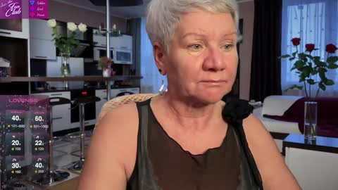 Roxana online show from February 2025 01:52:01 PM