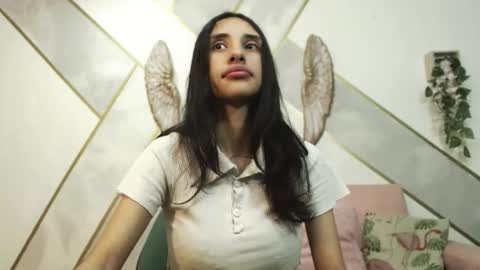 Snapshot of roxana_cyrano chatting on October 2025 07:22:02 PM online show from October 2025 07:22:02 PM