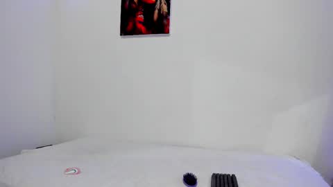 Snapshot of roxanajames__ chatting on February 2025 03:49:02 PM roxy online show from February 2025 03:49:02 PM